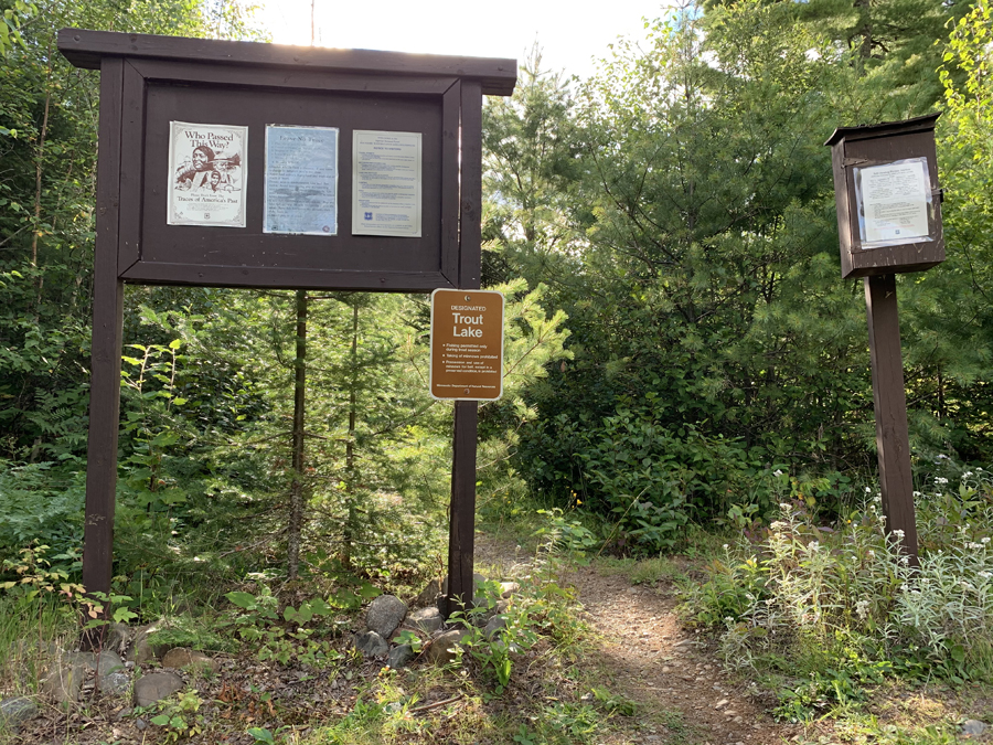 Entry Point 44 to Ram Lake Portage 1